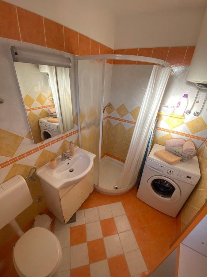 Apartma Brnistra Ginestra Koper Exterior foto